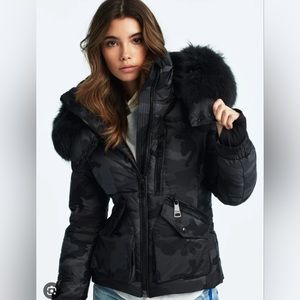 COPY - SAM Jetset fur collar camo jacket.